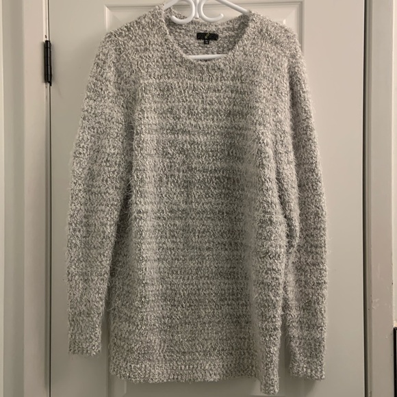 Fuzzy knitted sweater g21 - Picture 1 of 6